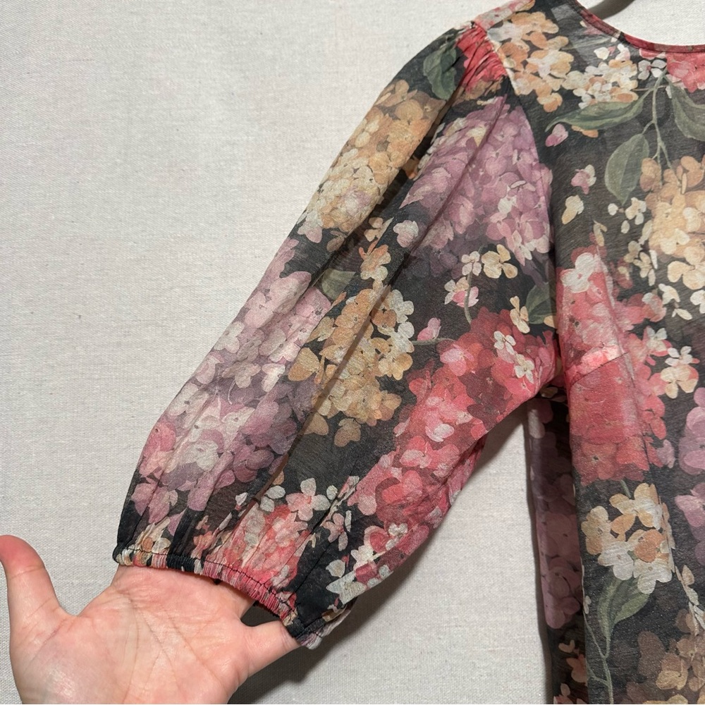 H&M Sheer Floral Top - size M - Picture 3 of 5
